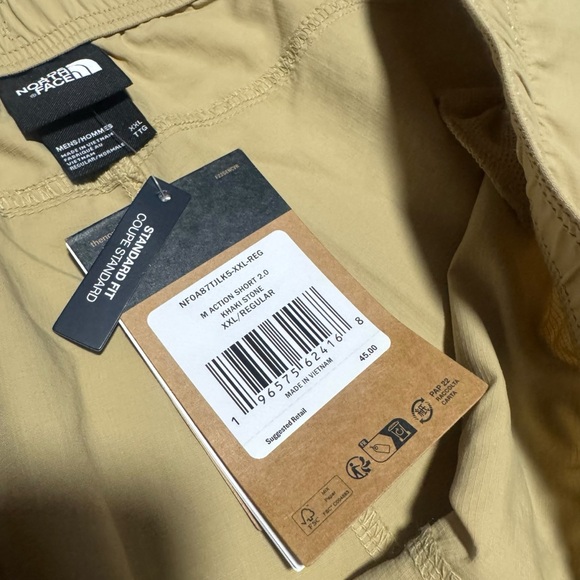 The North Face Mens Action Short 2.0 Khaki Stone Lightweight Performance XXL NWT - Picture 5 of 5